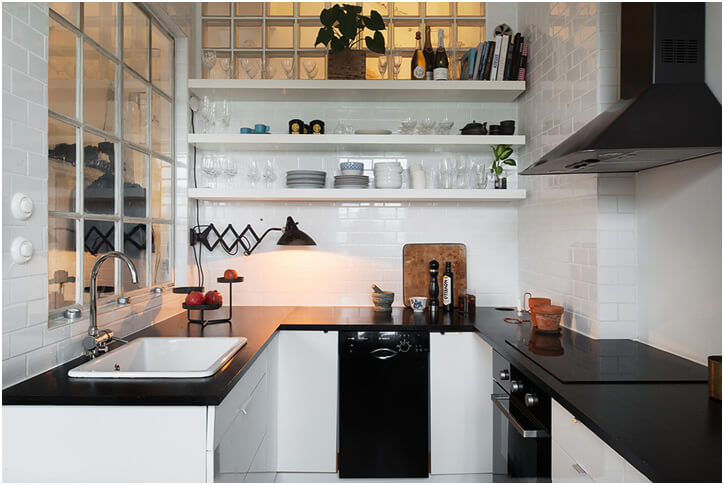 black and white kitchen Inspiration, different kitchen layout