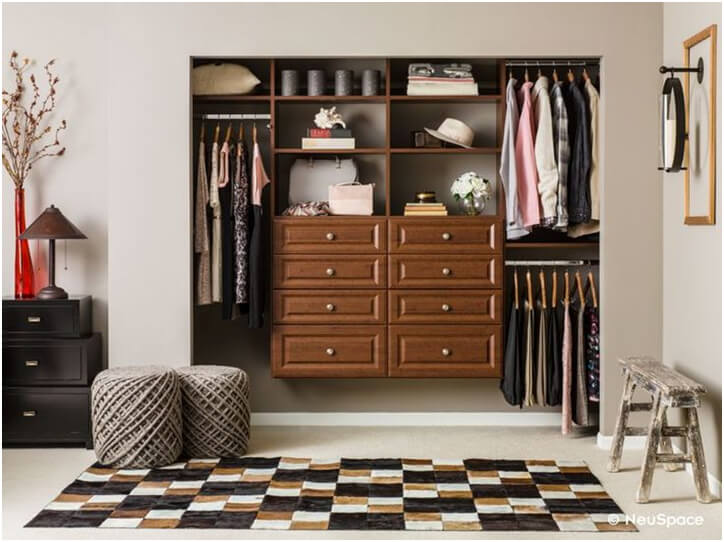 reach-in-closet-ideas14 - Interior Designology