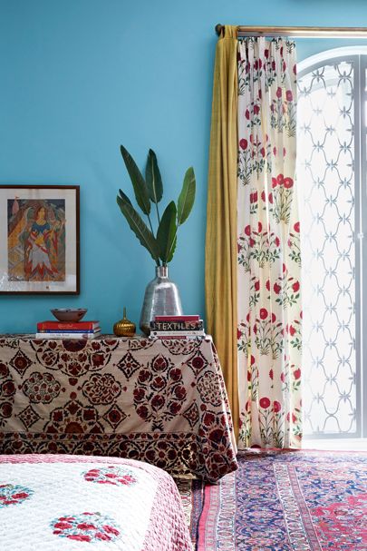 Good Earth (luxury home decor company), Anita Lal, indian home decor ideas bedroom