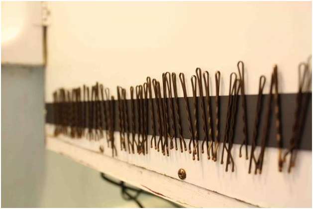 Keep-Your-Bobby-Pins-in-Check-with-Magnets