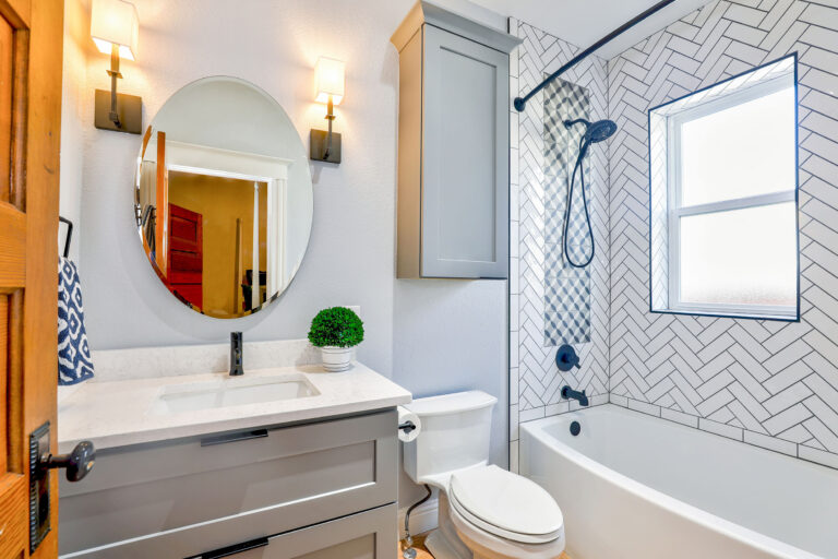 Easy Ways to Give Your Bathroom a Makeover on a Budget